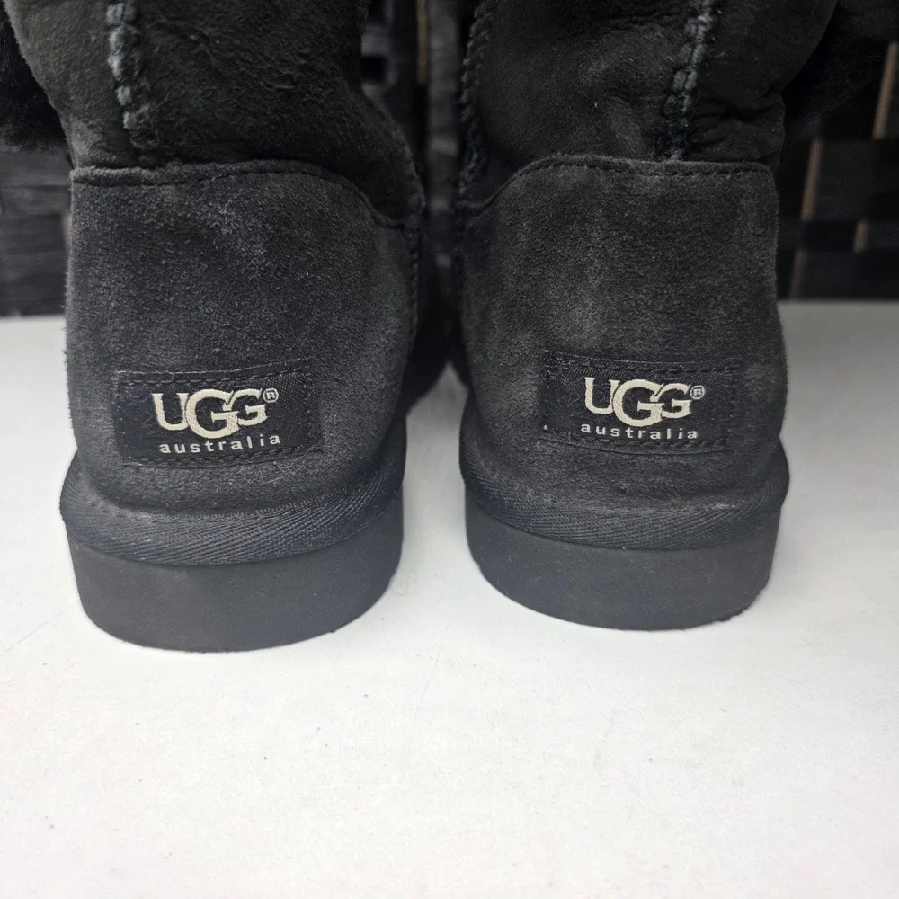 UGG Australia Bailey Button Triplet Black Suede Sheepskin Tall Boots 1873 Size 7